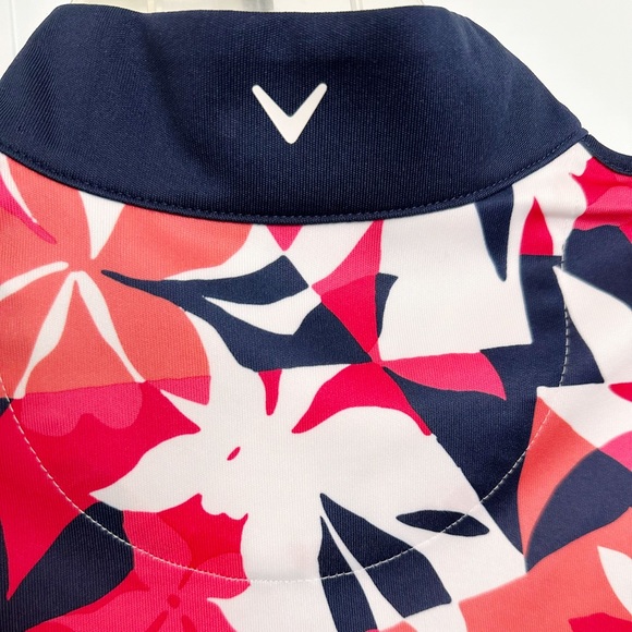 Women's White and Pink Geometric Top - Picture 6 of 10